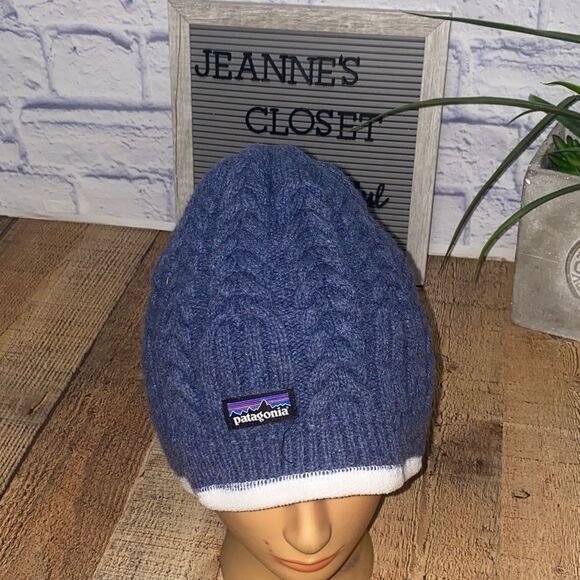Patagonia cable knit beanie - Picture 1 of 11